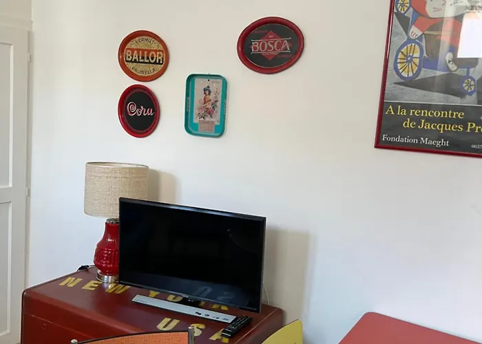Maison Des Artistes דירה *